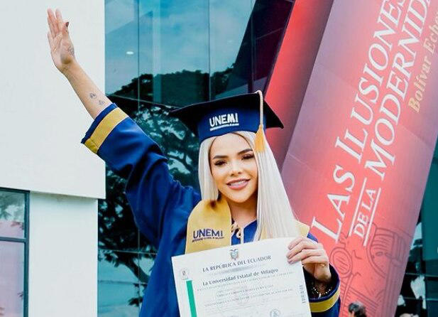 Mafer Vargas compró el título?