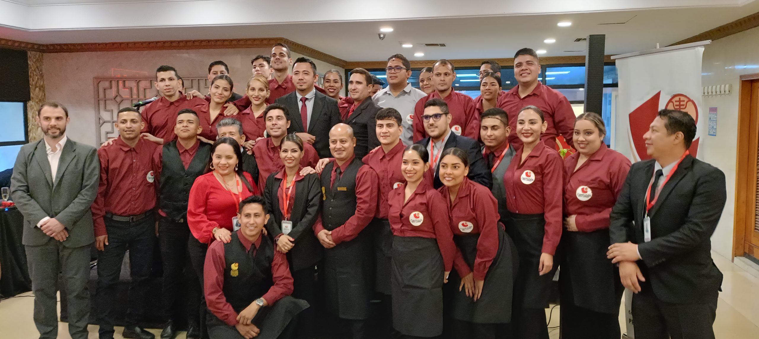 Cantonés Internacional abre nuevamente sus puertas