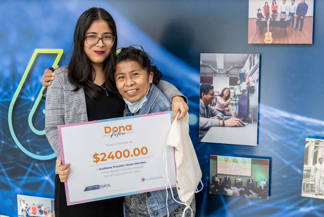 DONA FUTURO, TRES AÑOS TRANSFORMADO LA VIDA DE JÓVENES TALENTOSOS DE LA ESPOL