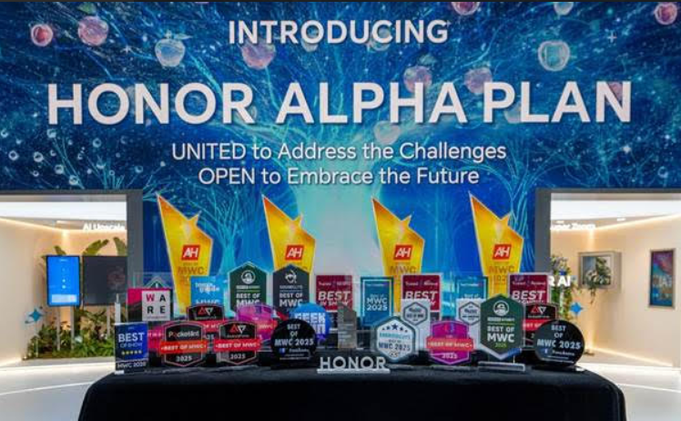 HONOR impresiona en el MWC 2025 con el HONOR ALPHA PLAN