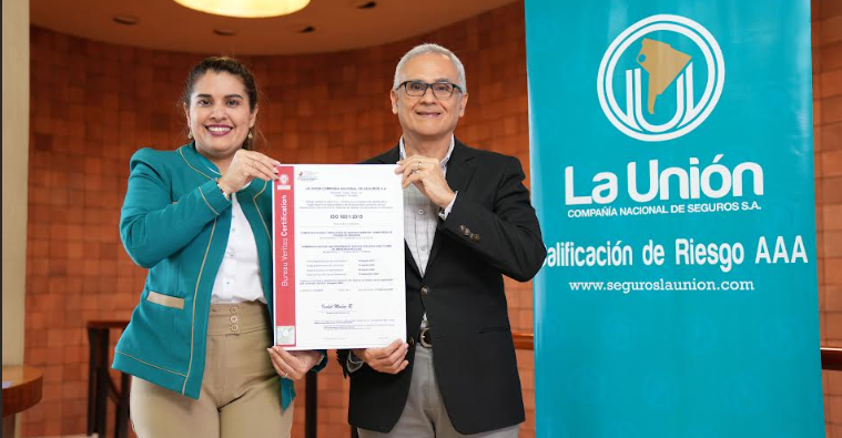 Seguros La Unión renueva la Certificación ISO 9001:2015 y ratifica su liderazgo con Calificación AAA