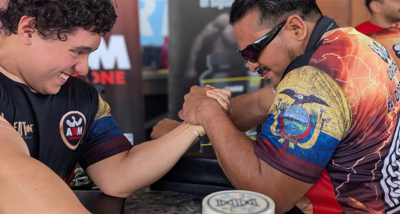 Malecón 2000: NUEVO VACACIONAL EN ABRIL DE LUCHA LIBRE Y LUCHA DE BRAZOS EN MALECÓN DEL SALADO