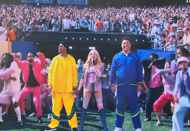 Ronaldinho y Ronaldo aparecieron junto a Madonna en el show del Mundial 2026