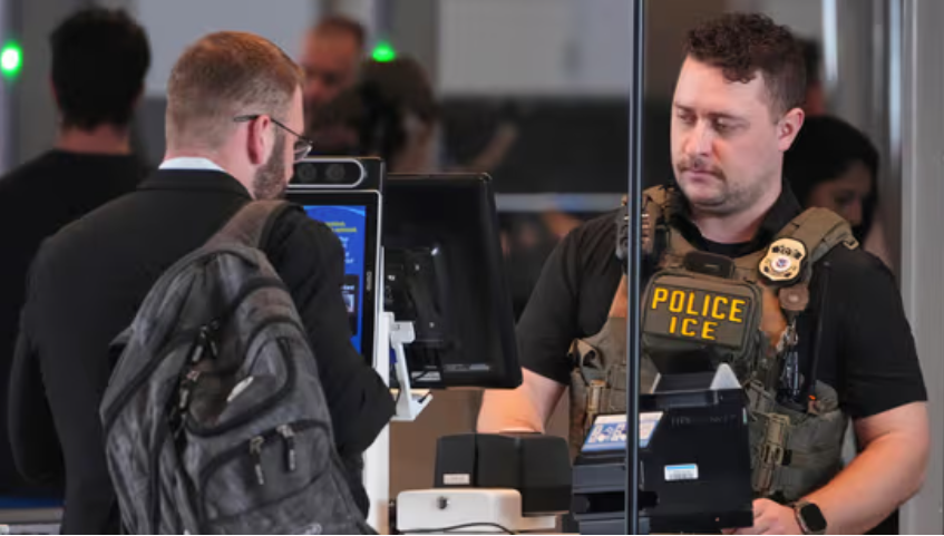 Hasta 40 inmigrantes son detenidos en un solo día en aeropuertos de Estados Unidos; intensifican operativos de  ICE