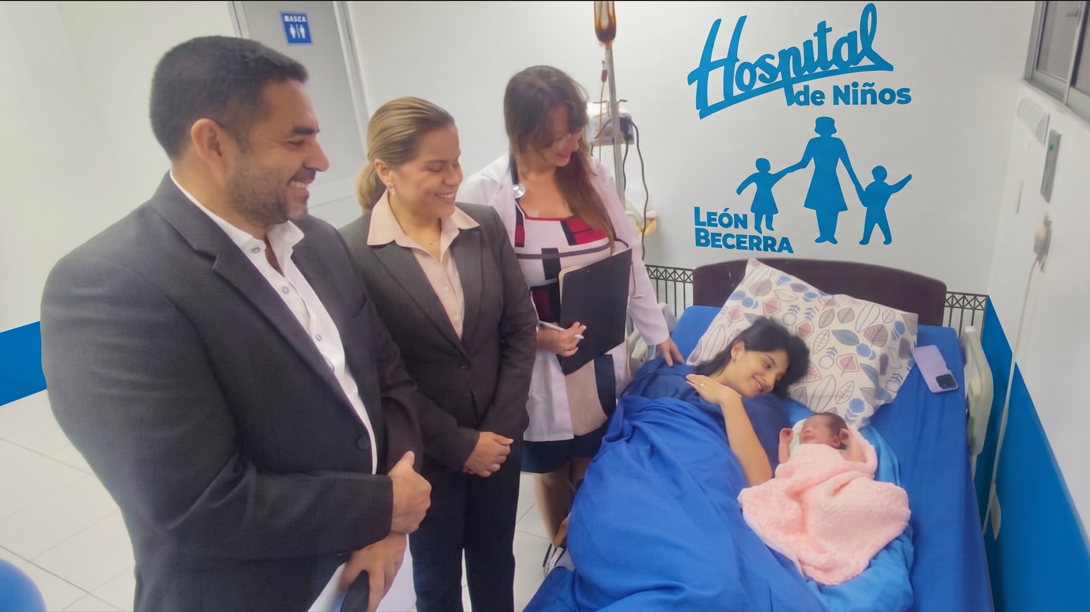 El Hospital León Becerra marca un hito histórico con su primer parto humanizado
